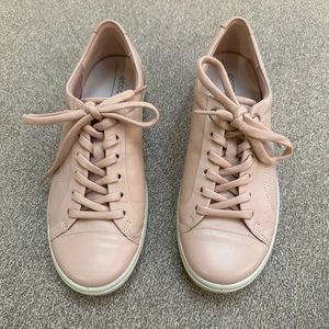 Women’s Ecco leather sneakers